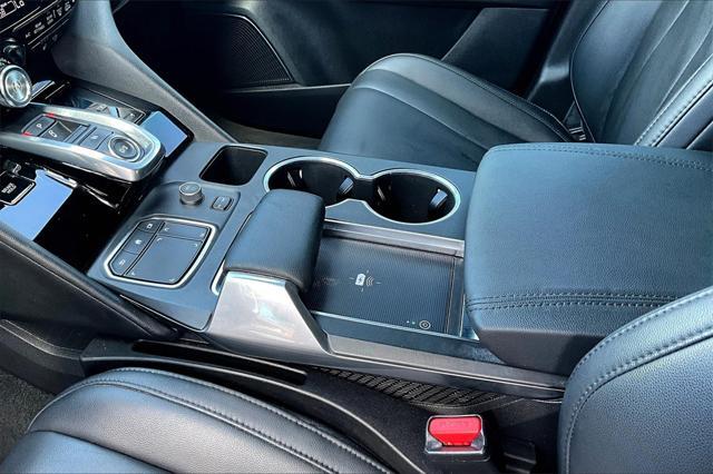 used 2022 Acura MDX car, priced at $30,420