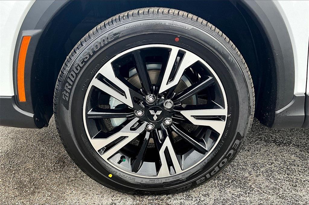 new 2025 Mitsubishi Eclipse Cross car, priced at $26,615