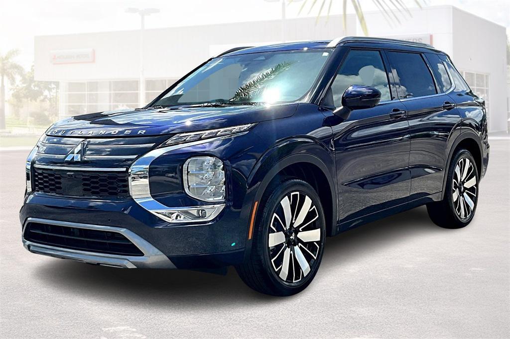 new 2025 Mitsubishi Outlander car, priced at $37,100