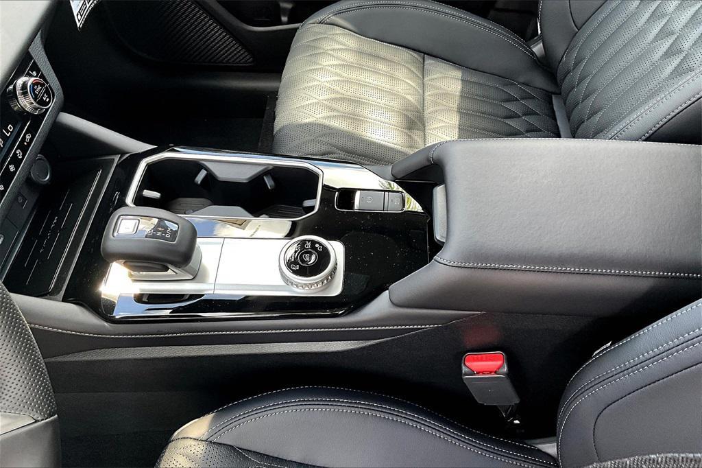 new 2025 Mitsubishi Outlander car, priced at $37,100