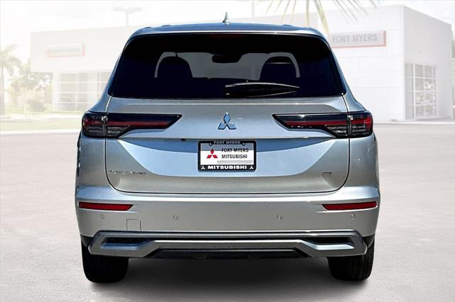 new 2025 Mitsubishi Outlander car, priced at $35,610