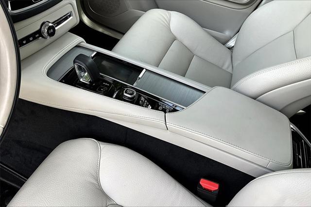used 2024 Volvo XC90 car, priced at $47,065