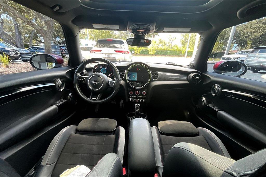used 2022 MINI Hardtop car, priced at $24,495