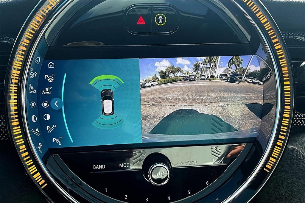 used 2022 MINI Hardtop car, priced at $24,495