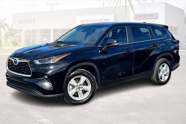 used 2024 Toyota Highlander car, priced at $37,990