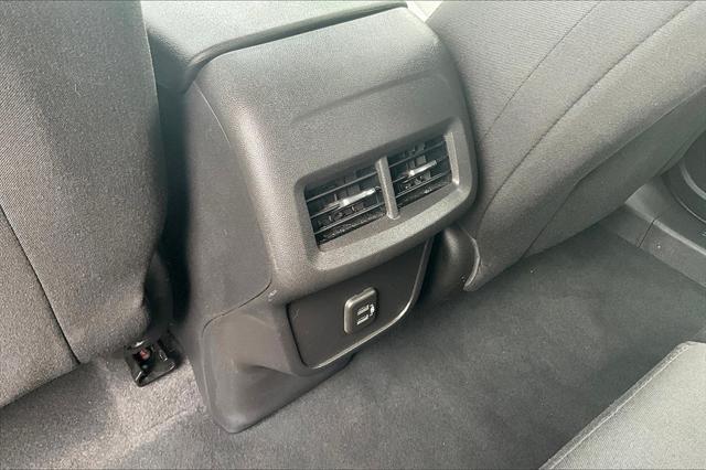 used 2022 Chevrolet Equinox car, priced at $19,516