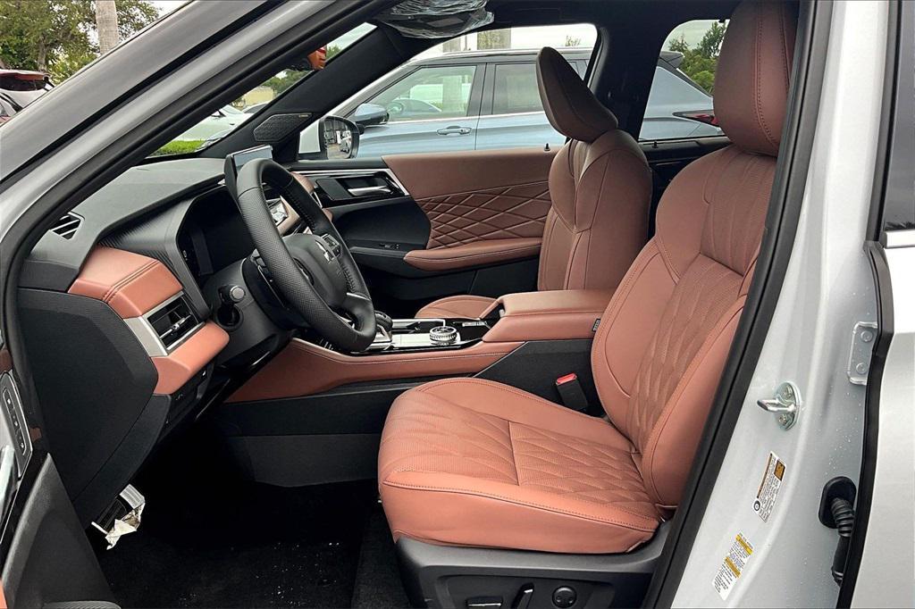new 2025 Mitsubishi Outlander car, priced at $31,563