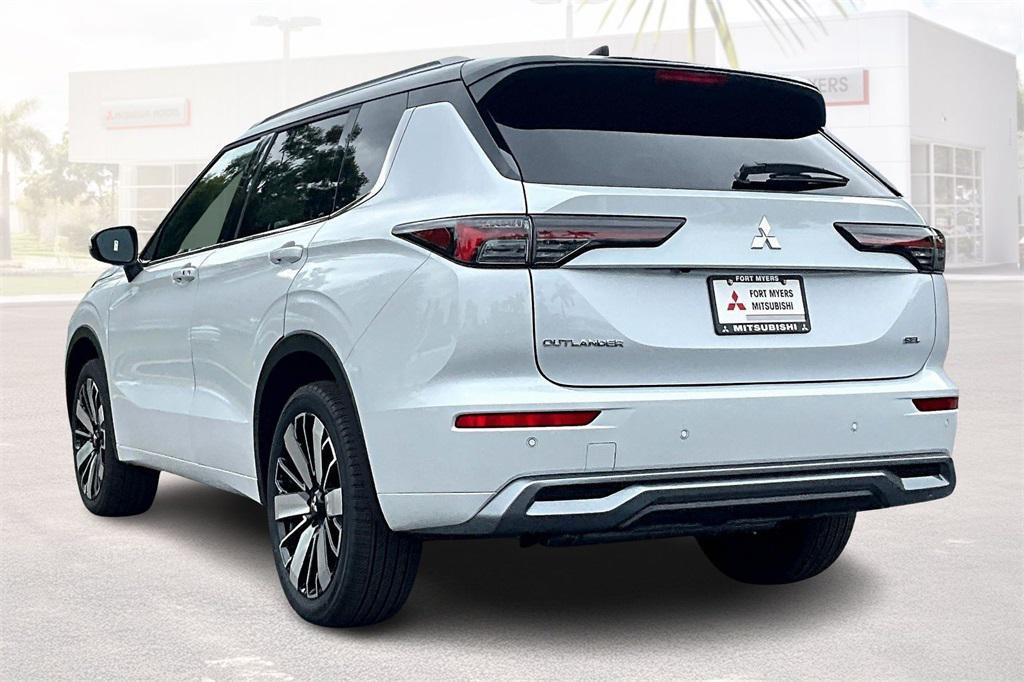 new 2025 Mitsubishi Outlander car, priced at $31,563
