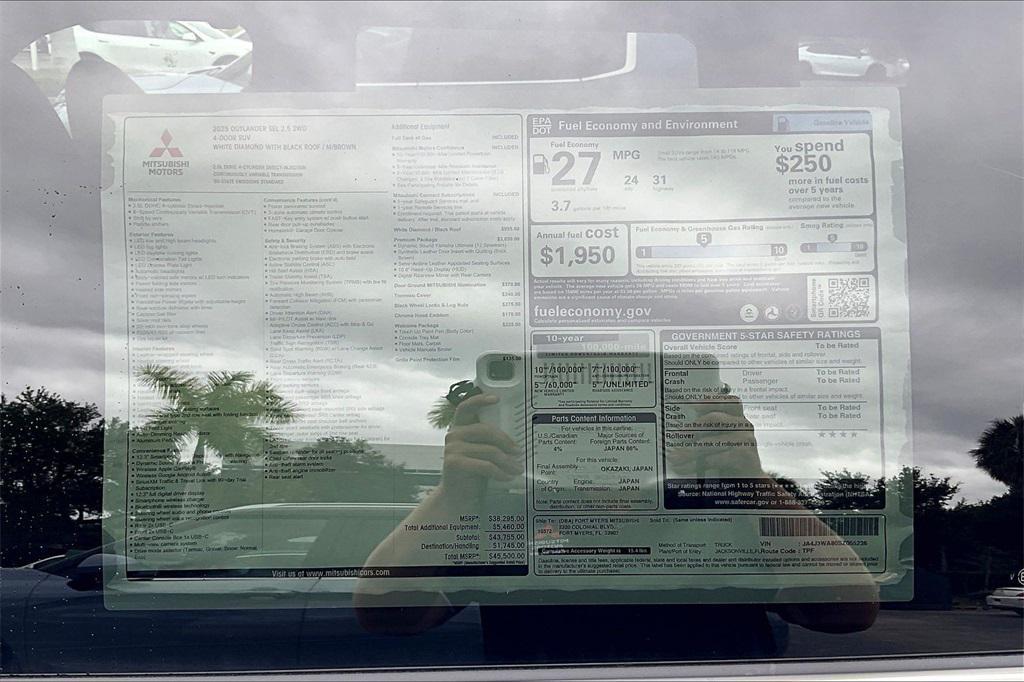 new 2025 Mitsubishi Outlander car, priced at $31,563