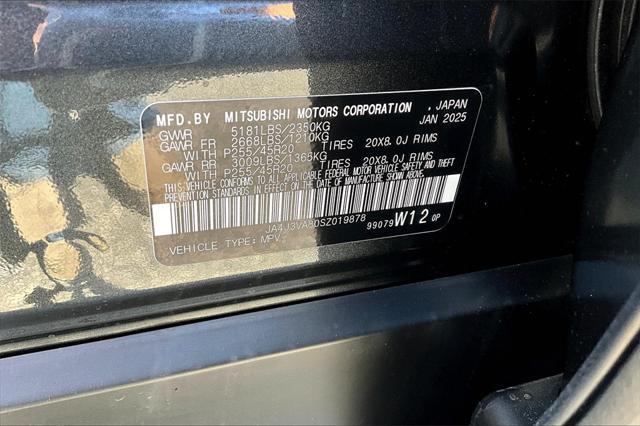 new 2025 Mitsubishi Outlander car, priced at $35,280