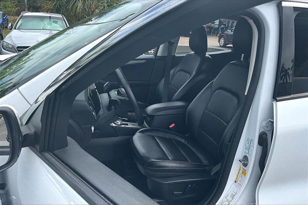 used 2022 Ford Escape car, priced at $18,950