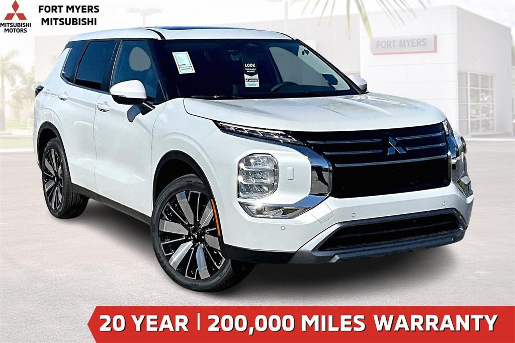 new 2025 Mitsubishi Outlander car, priced at $33,875