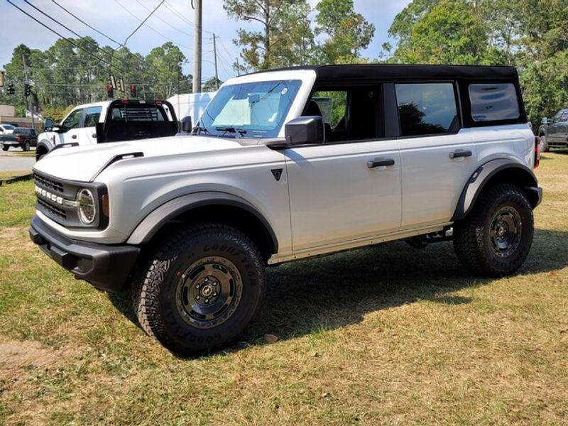 new 2025 Ford Bronco car, priced at $45,995