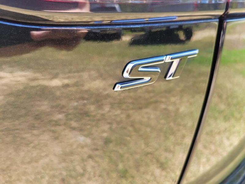 used 2022 Buick Envision car, priced at $22,649