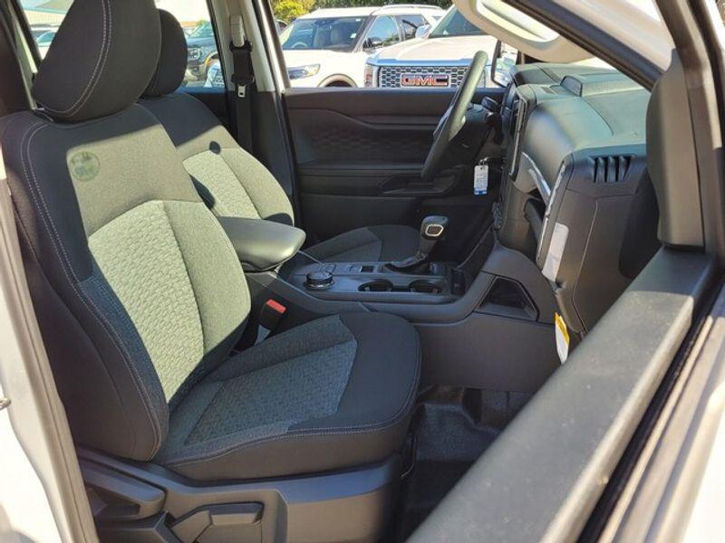 new 2025 Ford Ranger car, priced at $34,995