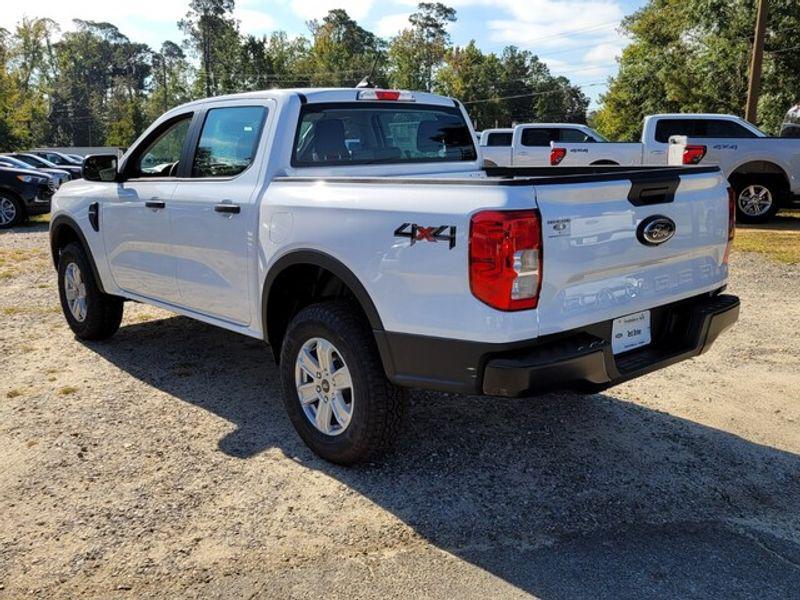 new 2025 Ford Ranger car, priced at $34,995