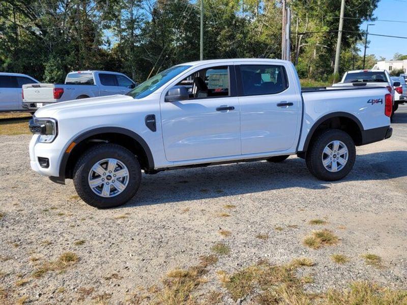 new 2025 Ford Ranger car, priced at $34,995