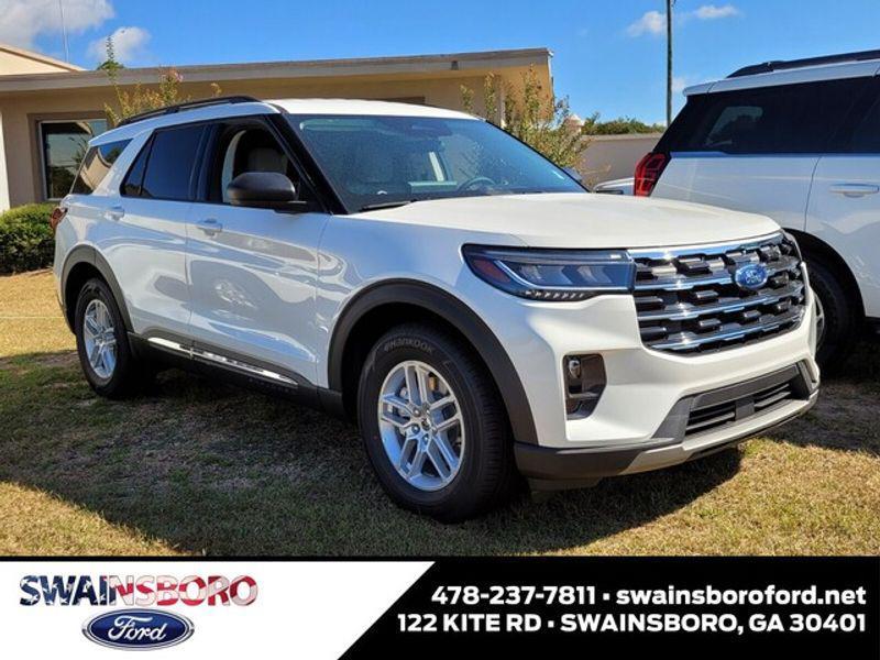 new 2025 Ford Explorer car, priced at $43,995