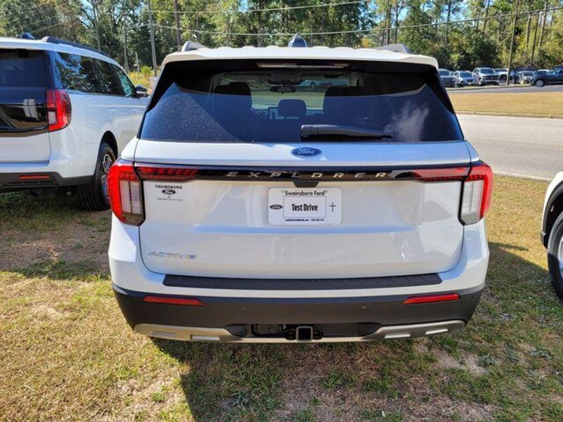 new 2025 Ford Explorer car, priced at $43,995