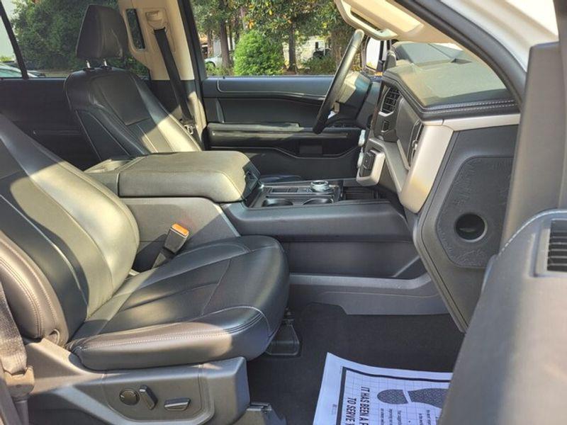 used 2024 Ford Expedition car, priced at $42,998