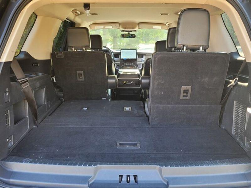 used 2024 Ford Expedition car, priced at $42,998