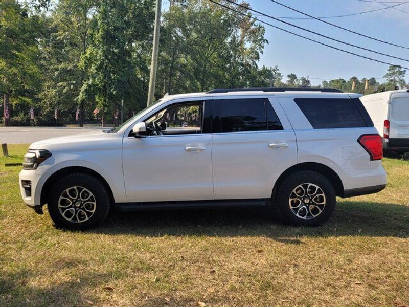 used 2024 Ford Expedition car, priced at $42,998