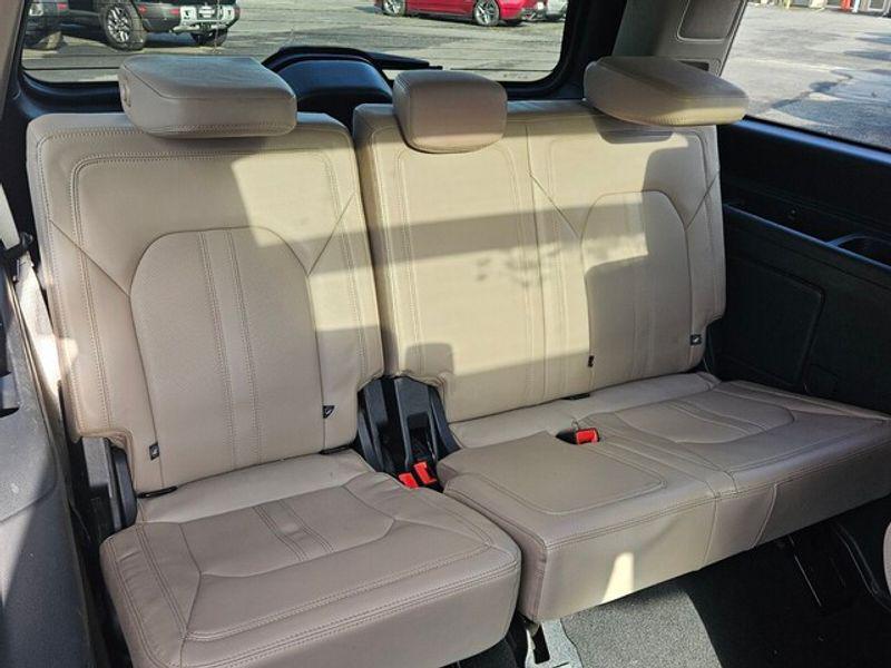 used 2024 Ford Expedition car, priced at $47,989