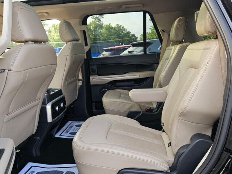 used 2024 Ford Expedition car, priced at $47,989