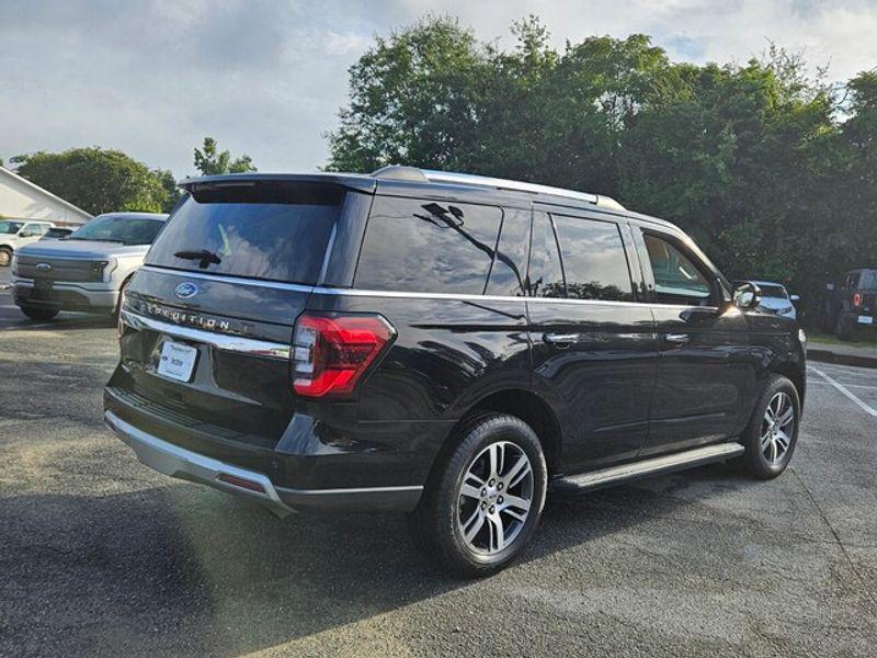 used 2024 Ford Expedition car, priced at $47,989