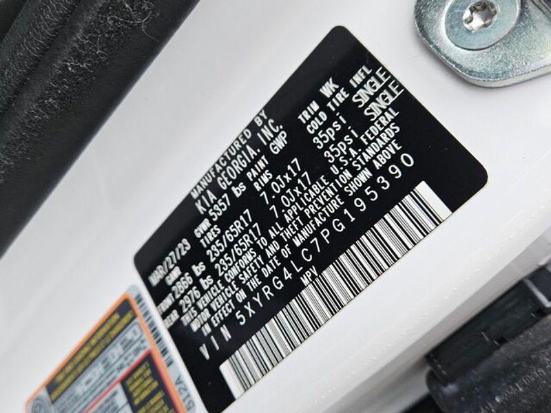 used 2023 Kia Sorento car, priced at $21,592