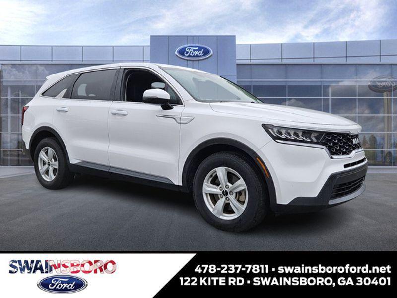 used 2023 Kia Sorento car, priced at $21,592