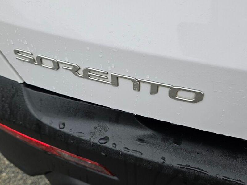 used 2023 Kia Sorento car, priced at $21,592