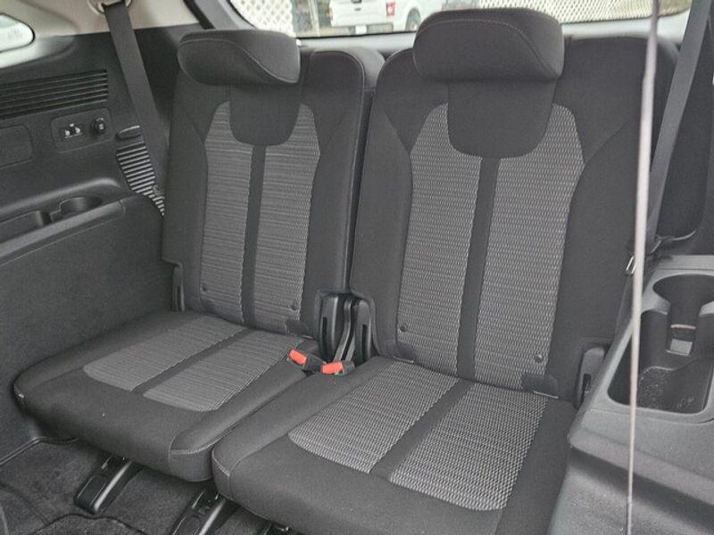 used 2023 Kia Sorento car, priced at $21,592