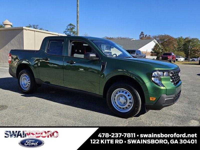 new 2025 Ford Maverick car, priced at $28,728