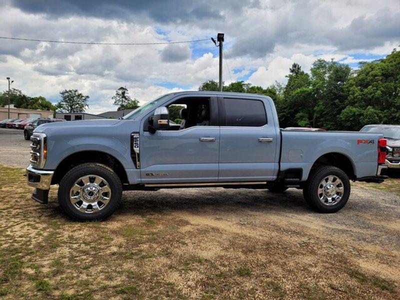 new 2025 Ford F-250 car, priced at $92,498