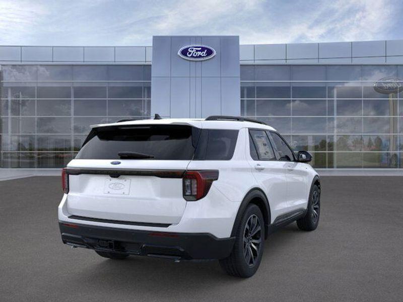 new 2025 Ford Explorer car, priced at $46,495