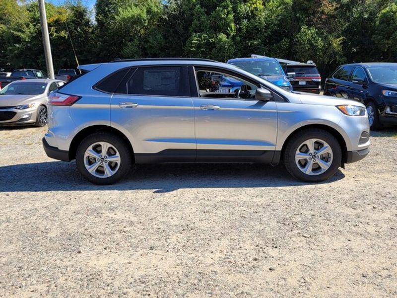 new 2024 Ford Edge car, priced at $32,995