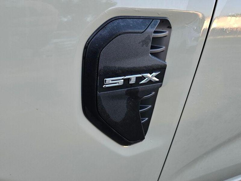 new 2025 Ford Ranger car, priced at $33,499