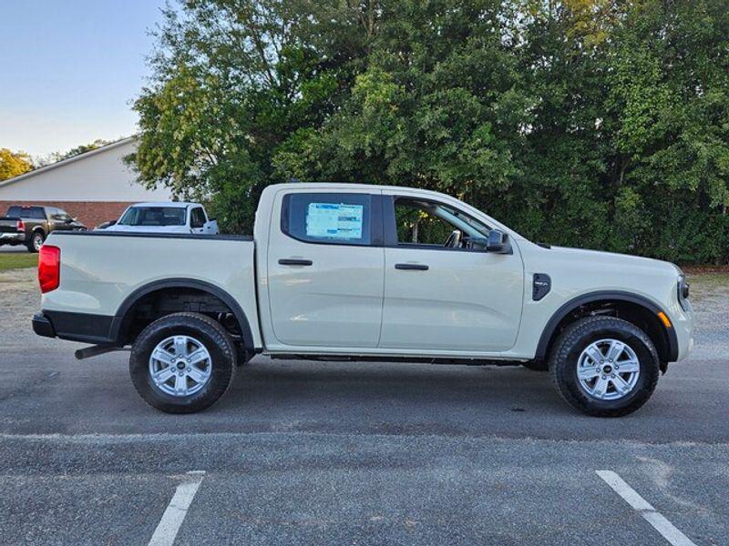 new 2025 Ford Ranger car, priced at $33,499