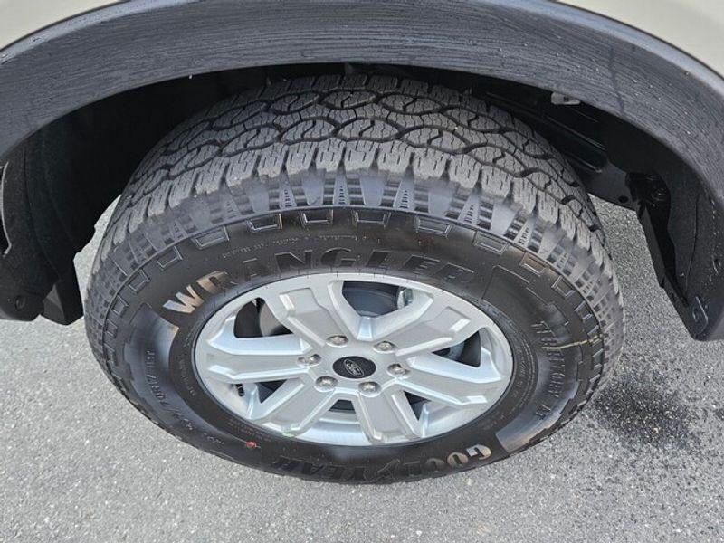 new 2025 Ford Ranger car, priced at $33,499