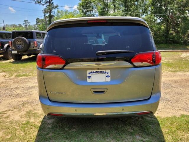 used 2020 Chrysler Pacifica car, priced at $16,550