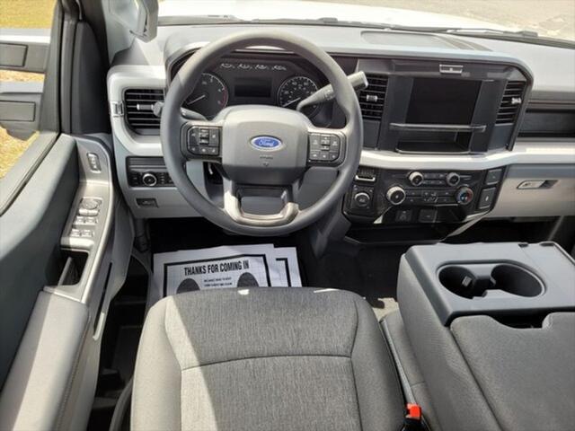 new 2025 Ford F-250 car, priced at $67,495