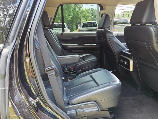 used 2024 Ford Expedition car, priced at $50,525