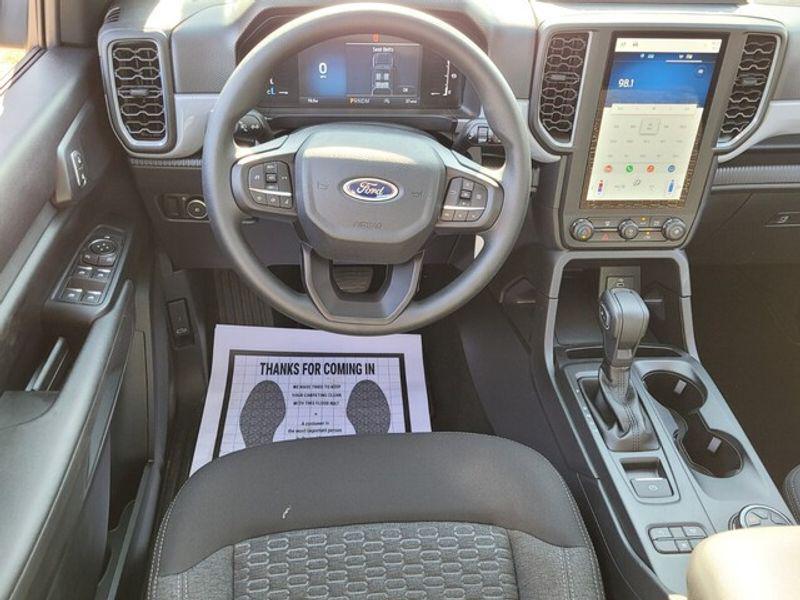 new 2025 Ford Ranger car, priced at $35,995