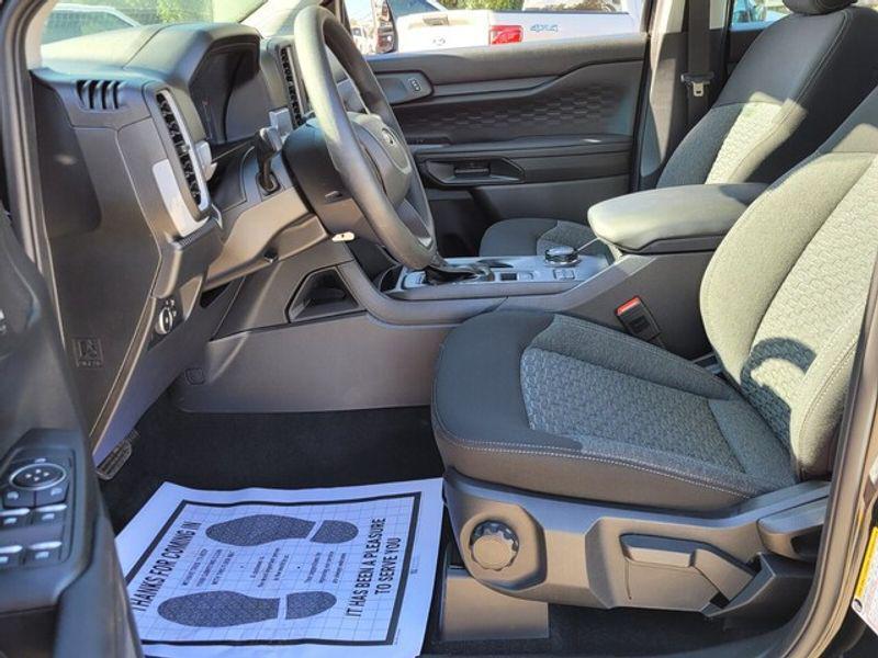 new 2025 Ford Ranger car, priced at $35,995