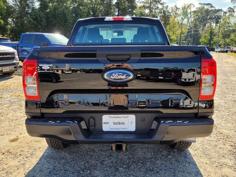 new 2025 Ford Ranger car, priced at $35,995