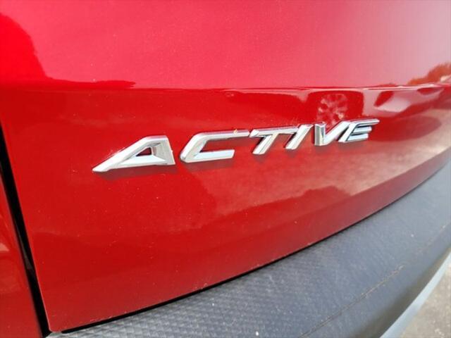 new 2025 Ford Escape car, priced at $30,452