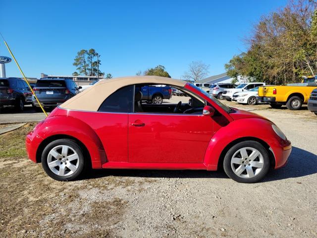 used 2007 Volkswagen New Beetle car, priced at $7,998