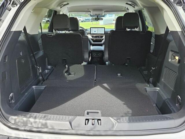 new 2025 Ford Explorer car, priced at $44,495