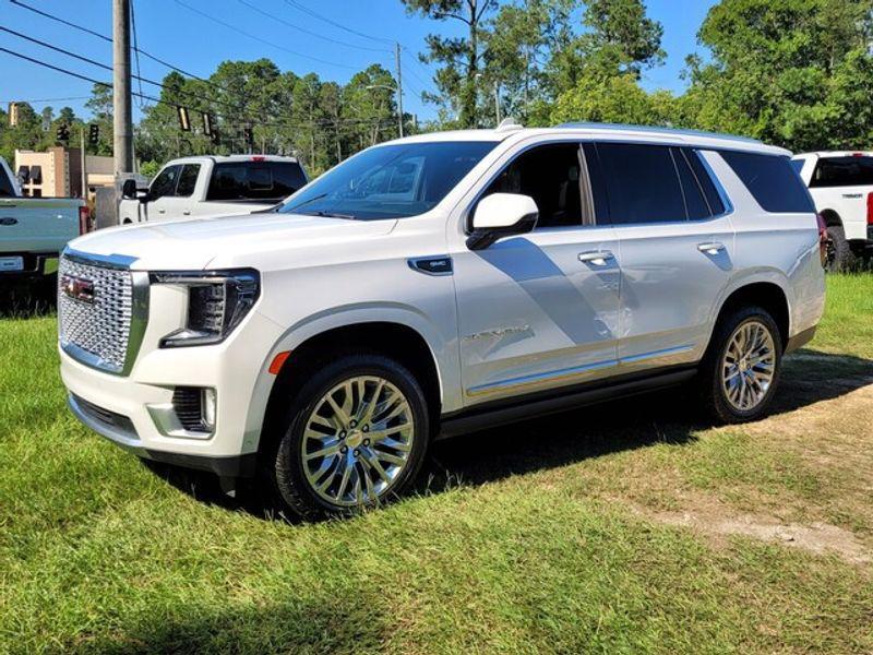 used 2023 GMC Yukon car, priced at $58,713
